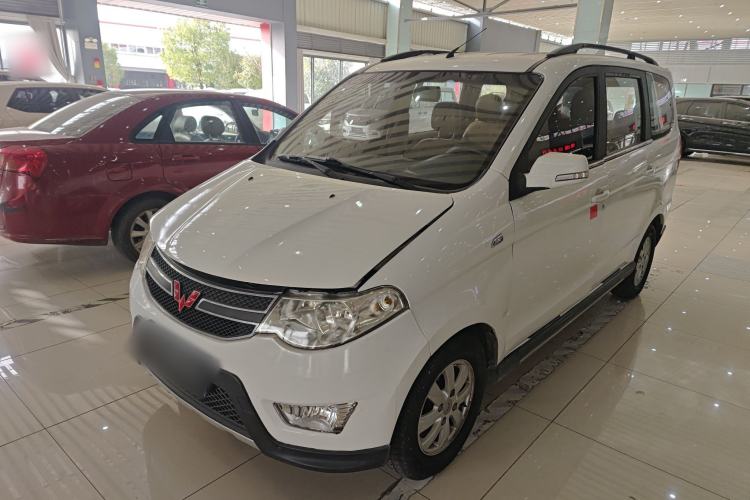Used Wuling Hongguang 2014 1.2L S Comfort Model China IV
