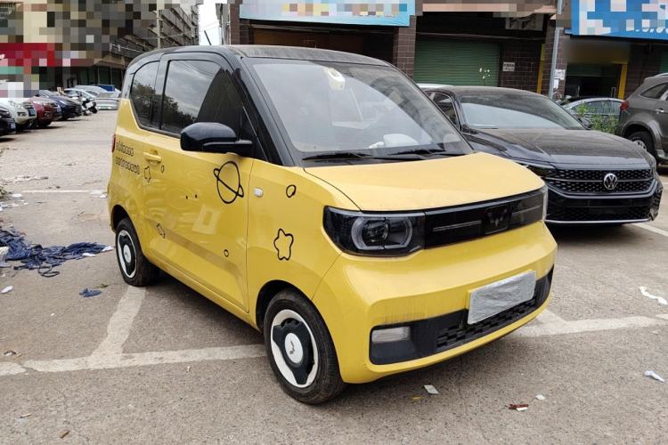 Used Wuling Hongguang MINIEV 2022 Macaron Premium Model – Lithium Iron Phosphate
