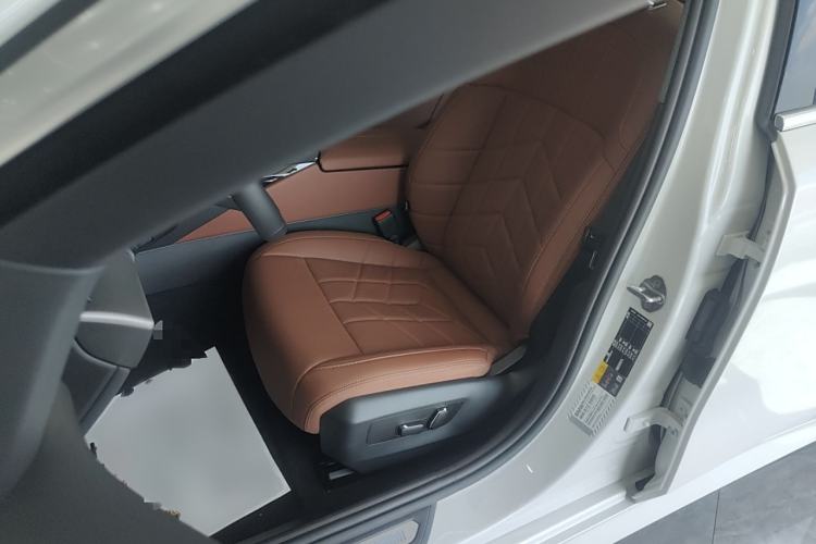 Used BMW i5 2024 eDrive 35L M Sport Package
