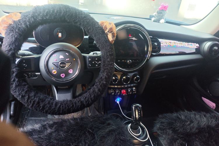 Used MINI MINI 2022 1.5T COOPER Classic Edition
