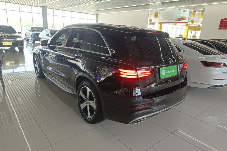 Used Mercedes-Benz GLC 2019 Facelift GLC 260 L 4MATIC Luxury Model
