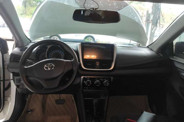 Used Toyota YARiS L 2019 1.5E CVT Dynamic Edition China VI compliant
