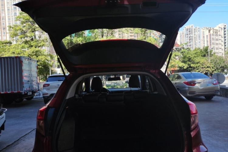 Used Honda Vezel 2016 1.8L CVT Front-Wheel Drive Pioneer Edition
