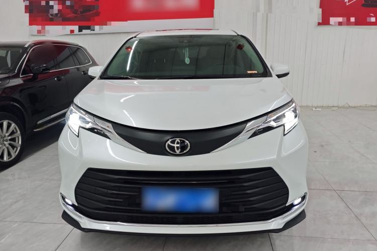 Used Toyota Sienna 2024 2.5L Hybrid Comfort Edition