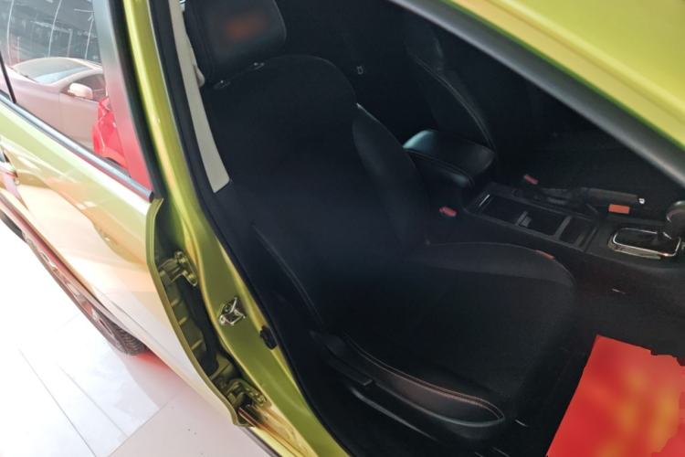 Used Subaru XV 2015 2.0i Special Edition Sport Model
