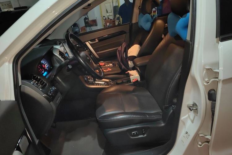 Used Chevrolet Captiva 2014 2.4L 4x4 Flagship Edition 7 Seats