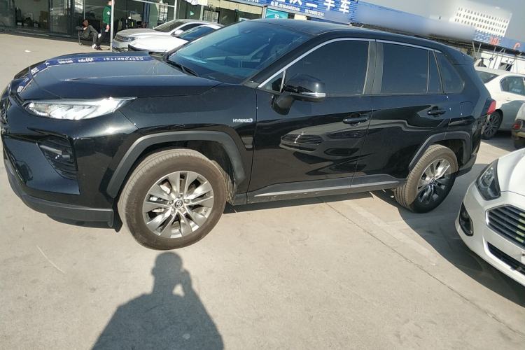 Used Toyota Wildlander 2022 Dual-Engine 2.5L E-CVT Two-Wheel Drive Luxury PLUS Edition