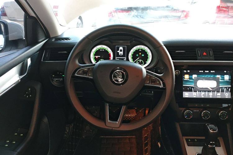 Used Skoda Octavia 2019 TSI230 DSG Luxury Edition
