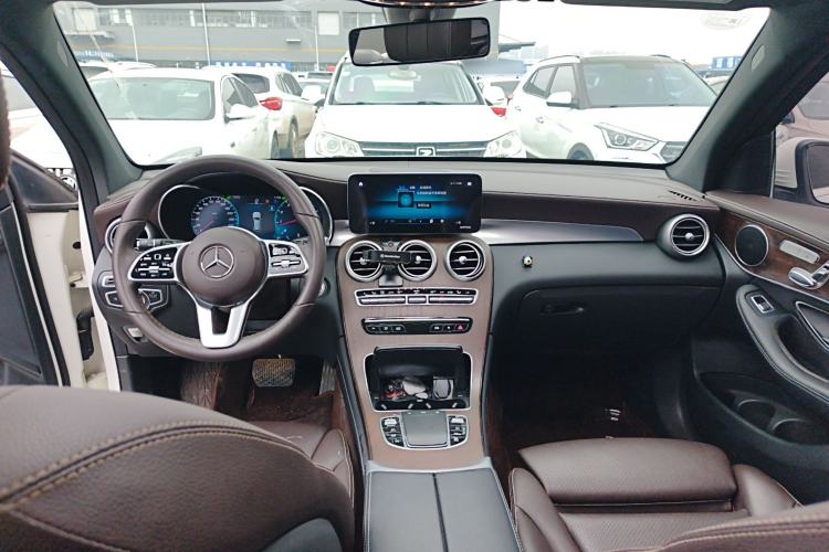 Used Mercedes-Benz GLC 2021 GLC 260 L 4MATIC Luxury Model