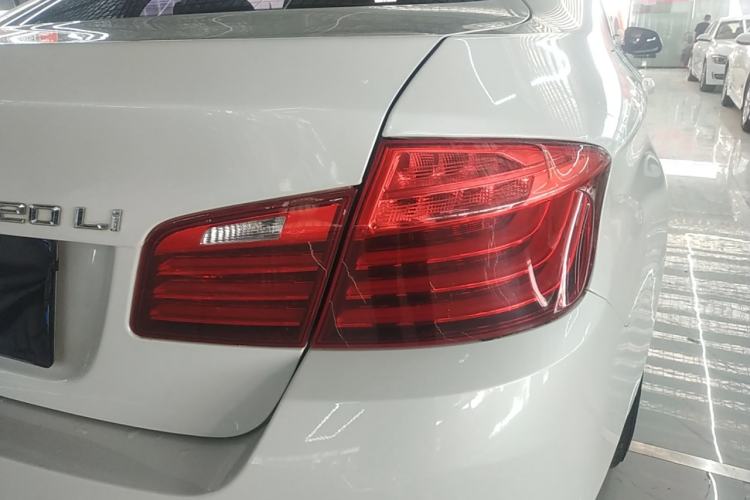 Used BMW 5 Series 2017 520Li Elegant Edition
