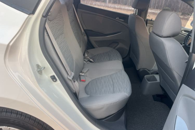 Used Hyundai Verna 2014 1.4L Automatic Smart GLS