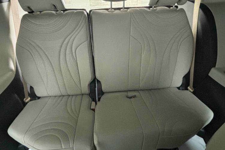 Used Toyota Sienna 2021 2.5L Hybrid Luxury Edition
