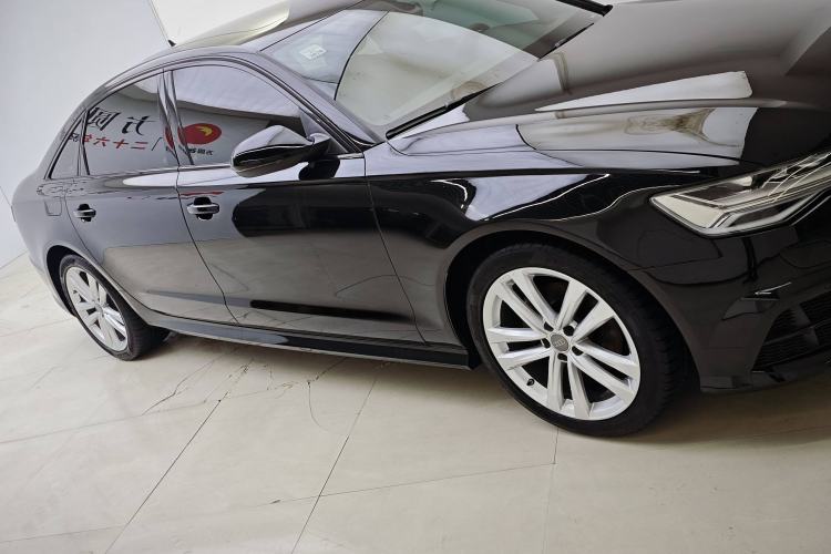 Used Audi A6L 2018 30th Anniversary Edition 35 TFSI Sport Edition
