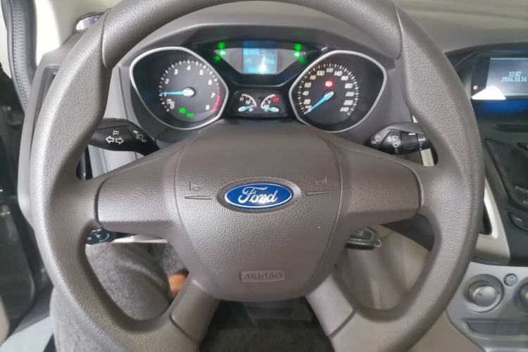 Used Ford Focus 2012 Sedan 1.6L Automatic Comfort Model
