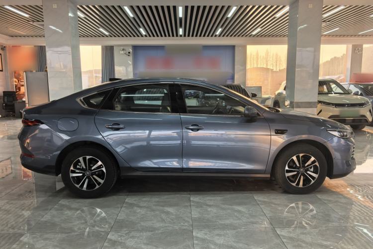 Used BYD Qin PLUS 2025 DM-i Smart Drive 120KM Superior Model