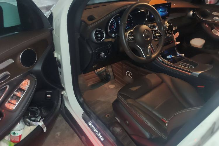 Used Mercedes-Benz GLC 2020 Facelift GLC 260 L 4MATIC Luxury Edition
