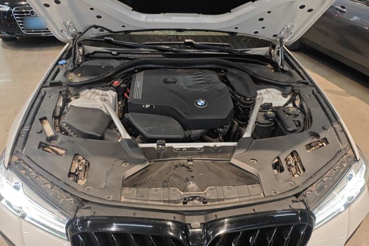 Used BMW 5 Series 2022 Restyled 530Li Leading Edition M Sport Package
