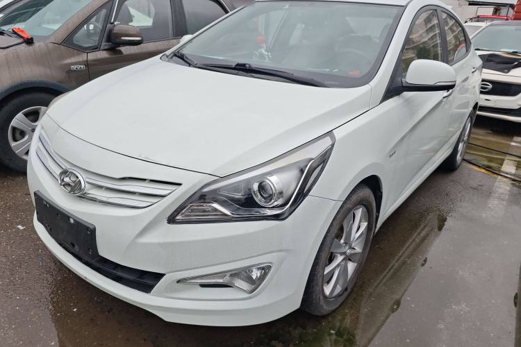 Used Hyundai Verna 2014 1.4L Manual Top-Tier Model TOP
