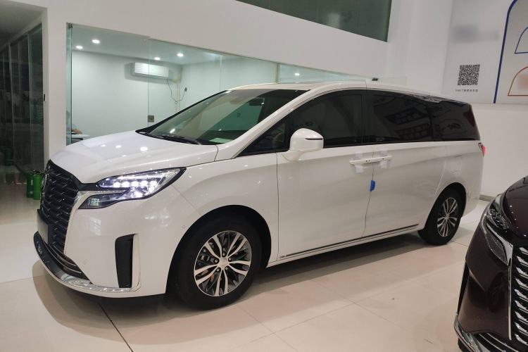 Used Buick GL8 2023 ES Lu Zun Deluxe Model
