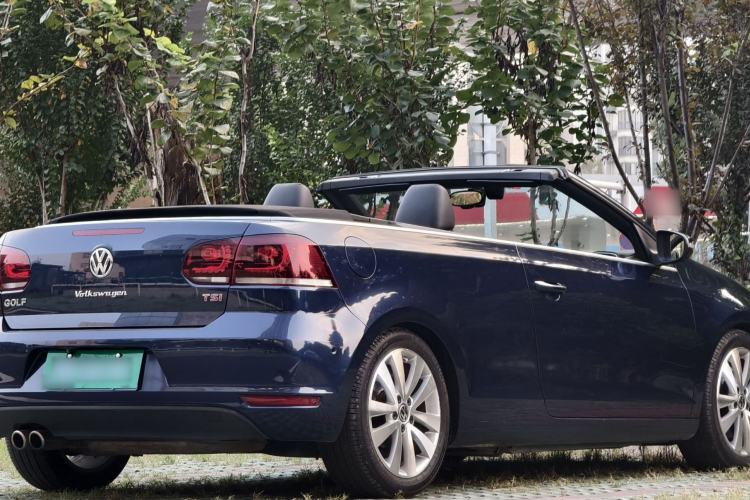 Used Volkswagen Golf 2012 1.4TSI Luxury Convertible Edition
