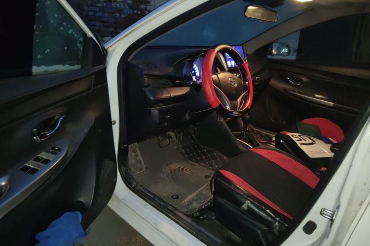 Used Toyota YARiS L 2016 Revised Version 1.5G CVT with Dynamic Sunroof