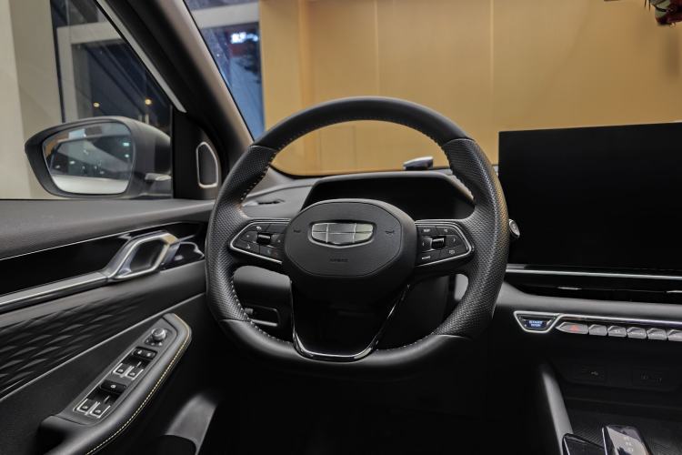 Used Geely Auto Coolray 2025 Bin Yue L 1.5T DCT Starlight Edition
