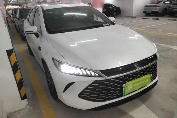 Used BYD Qin PLUS 2025 DM-i Smart Drive 55KM Beyond Model
