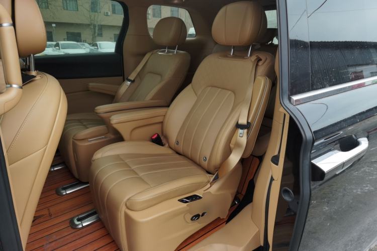 Used VOYAH Dream 2024 PHEV Extended-Range Premium Edition
