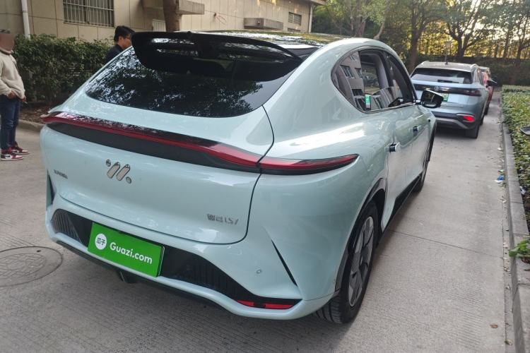 Used  LS7 2023 90 kWh Elite Rear-Drive Version