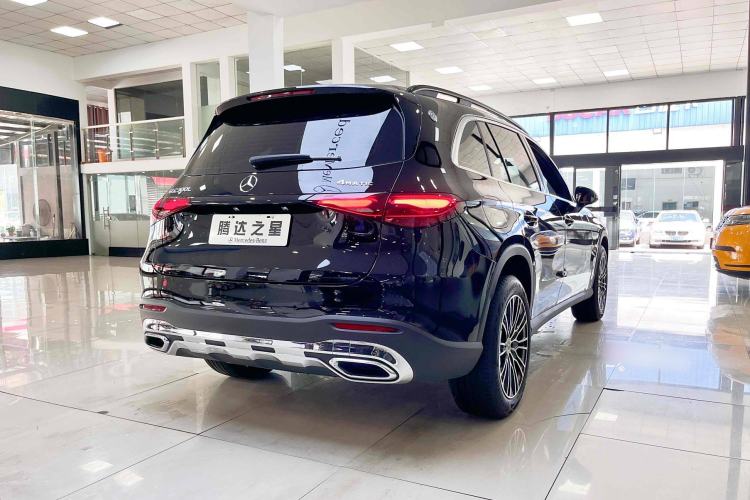 Used Mercedes-Benz GLC 2024 GLC 260 L 4MATIC Dynamic Edition 5-seater
