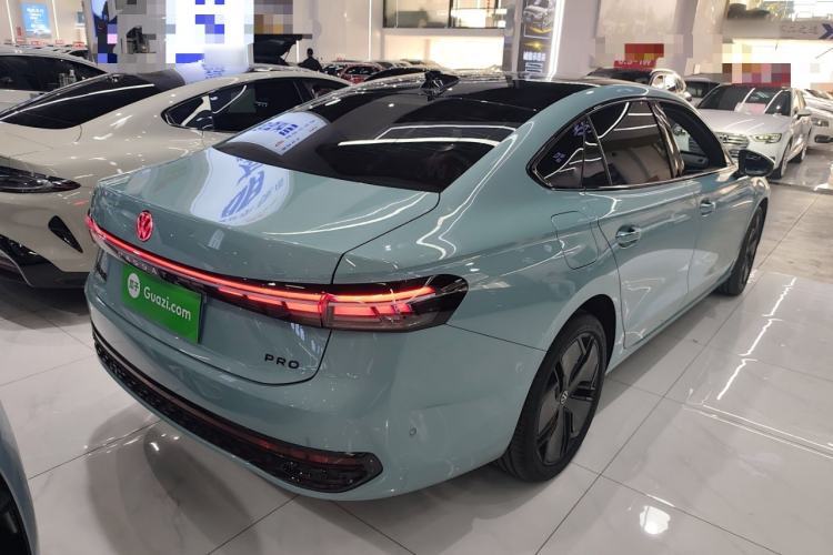 Used Volkswagen Passat 2025 Pro 380TSI Starry Dragon Luxury Edition
