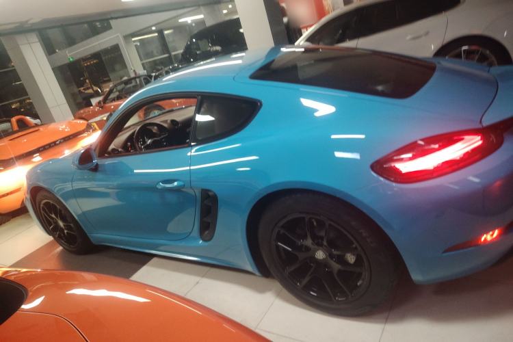 Used Porsche 718 2020 Cayman 2.0T
