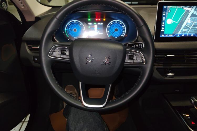 Used Hongqi E-QM5 2022 431 km Charge & Enjoy Edition