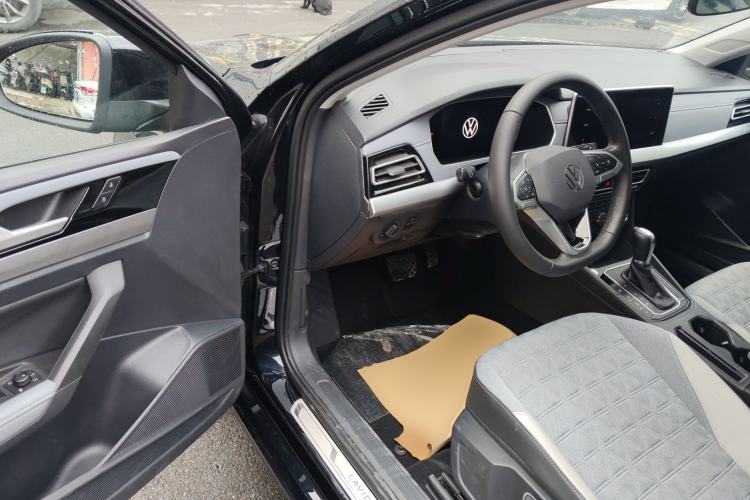 Used Volkswagen Lavida 2023 300TSI DSG Full-Comfort Edition
