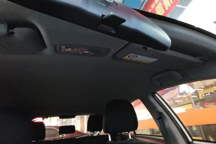 Used Toyota YARiS L 2019 1.5E CVT Dynamic Edition China VI compliant
