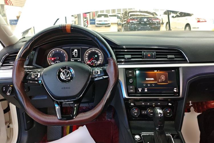 Used Volkswagen Lamando 2019 280TSI DSG Comfort Edition China VI standard
