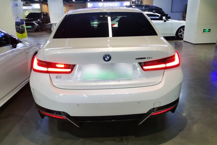 Used BMW i3 2022 eDrive 35 L
