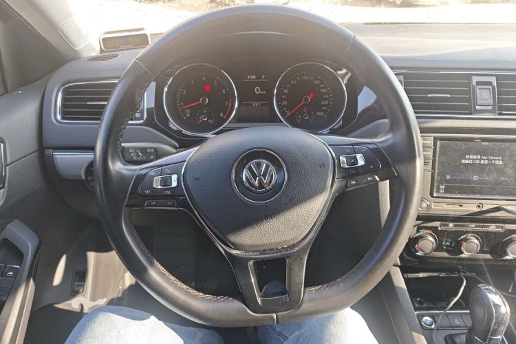 Used Volkswagen Sagitar 2018 280TSI DSG Comfort Model
