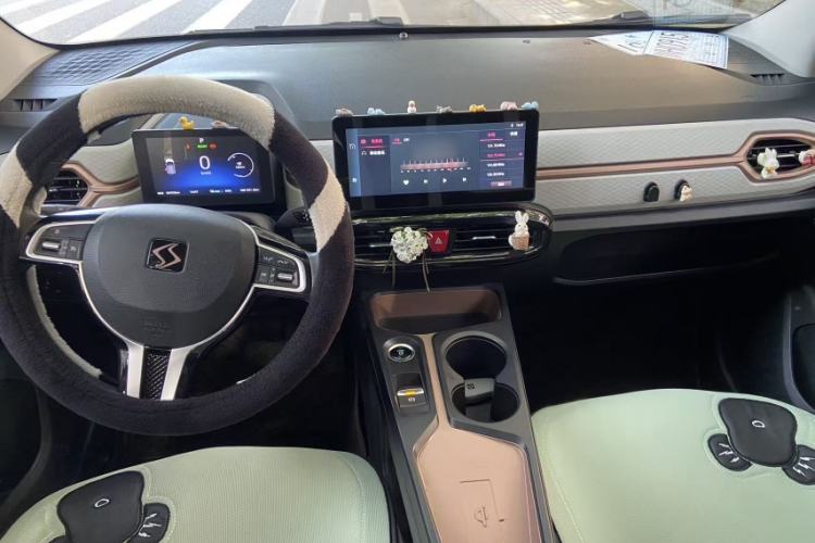 Used SOL E10X 2021 302 km Range Fashion Edition 31.4 kWh
