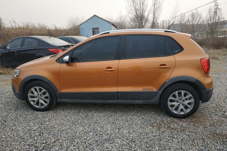 Used Volkswagen Polo 2014 1.6L Cross Polo Automatic