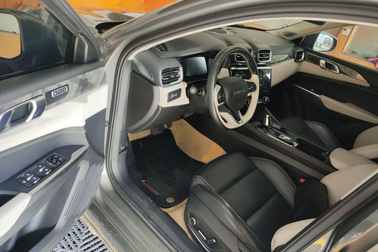 Used Lynk & Co 02 2022 1.5T DCT Shine Pro