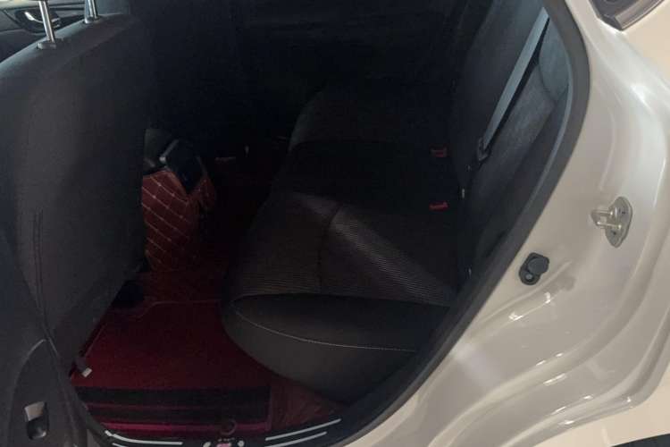 Used Nissan Tiida 2024 1.6L CVT Cool Dynamic Edition
