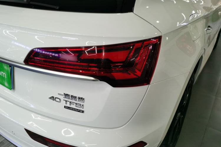 Used Audi Q5L 2022 40T Fashionable and Dynamic Model
