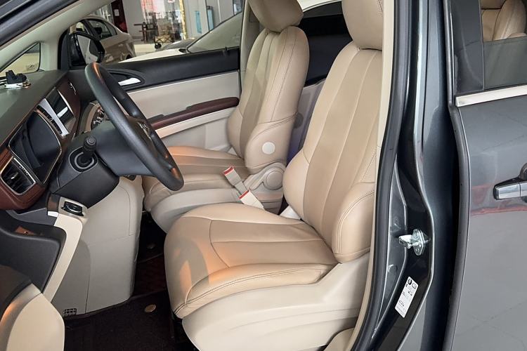 Used Buick GL8 2018 28T Comfort Model China VI Standard
