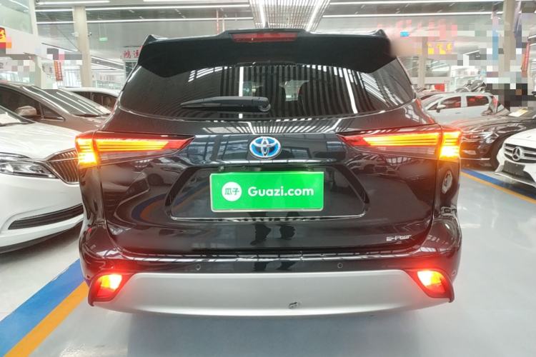 Used Toyota Highlander 2022 Dual-Engine 2.5L Four-Wheel Drive Prestige Version 7 Seats
