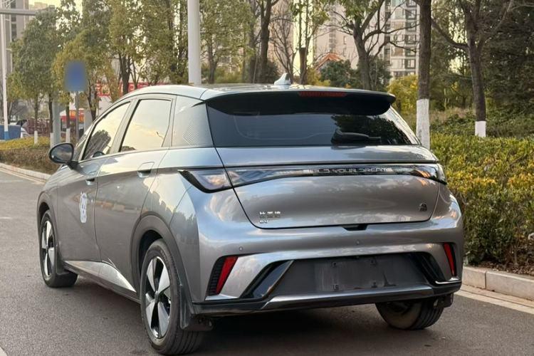 Used BYD Dolphin 2023 420 km Fashion Edition
