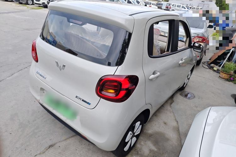 Used Wuling Hongguang MINIEV 2025 Four-Door Version Advanced Edition
