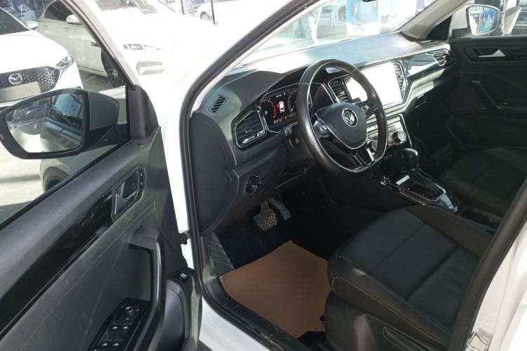 Used Volkswagen T-ROC 2021 280TSI DSG Two-Wheel Drive Comfort Connect Edition
