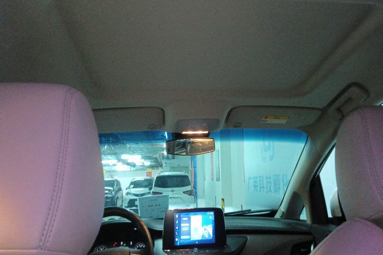 Used Buick GL8 2023 Land Executive Class Comfort Model
