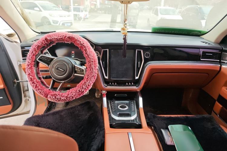 Used Zotye T700 2017 1.8T Dual-Clutch Prestige New Year Edition
